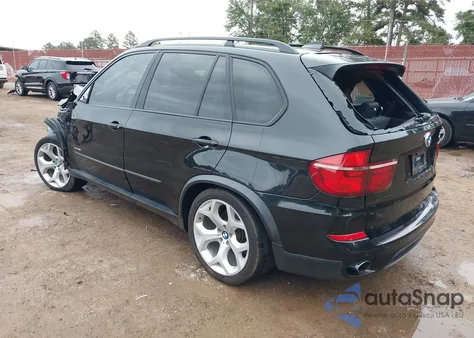 2013 BMW X5 z USA, uszkodzony, nr VIN 5UXZV4C58D0E11791